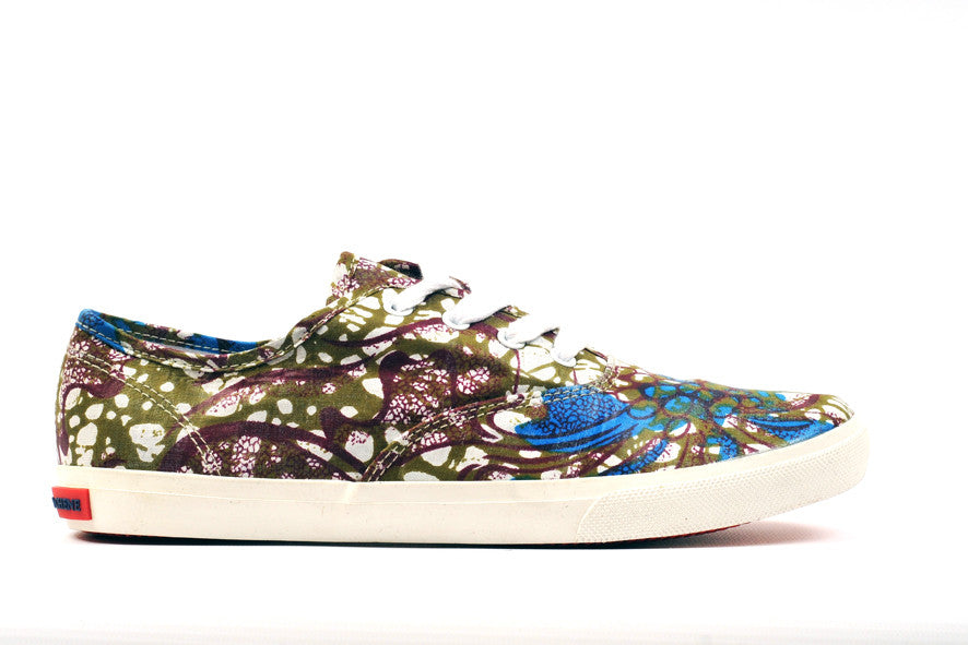 African Print Canvas Sneaker-Lotus - OHEMA OHENE AFRICAN INSPIRED FASHION
 - 1